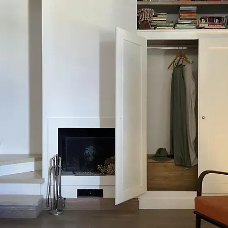 Bronzino Loft *