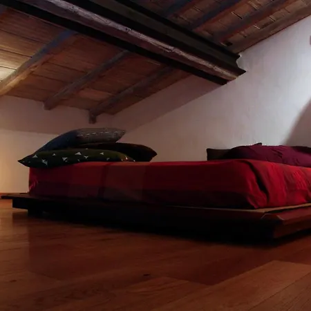 Bronzino Loft *