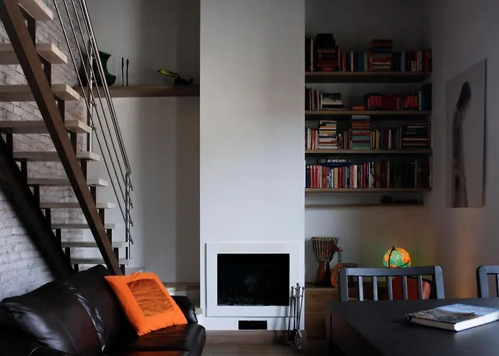Bronzino Loft *